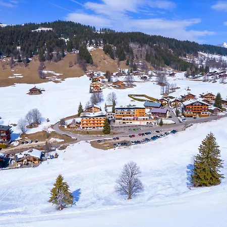 Azureva Les Confins Village de vacances
