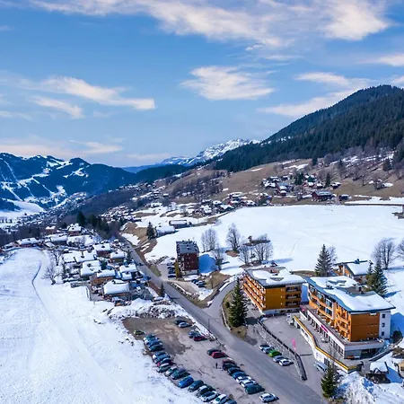 Vakantiepark Azureva Les Confins 2*