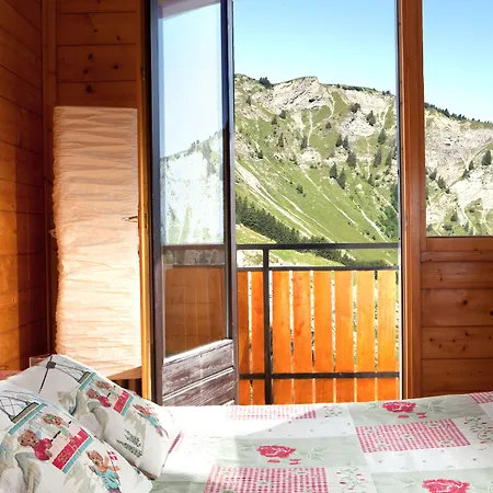 Azureva Club Les Confins Feriepark 2*